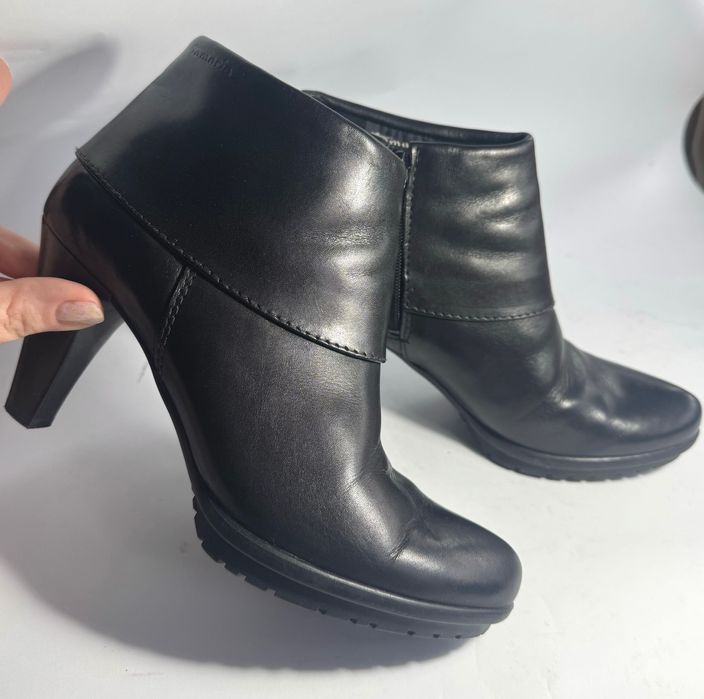 Дамски боти на ток от естествена кожа, Черни кожени боти, Tamaris, 37