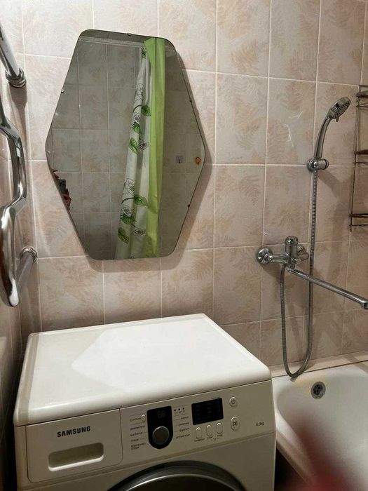 Продам 2х комн кв БСМП Рыскулова
