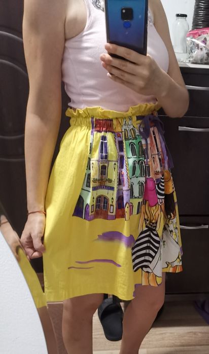 Новa жълта  пола