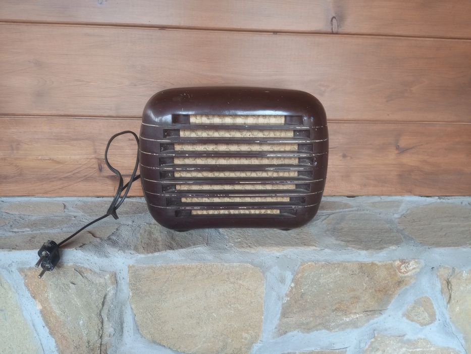 Радиоточка ( бакелитова).3 броя.