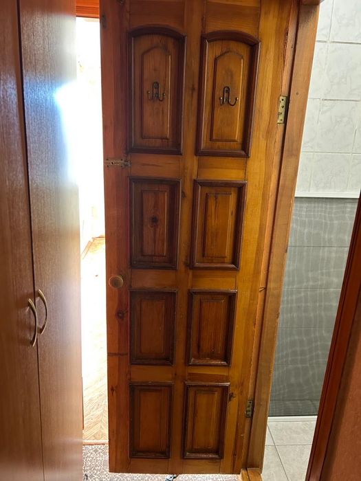 Продам межкомнатные двери