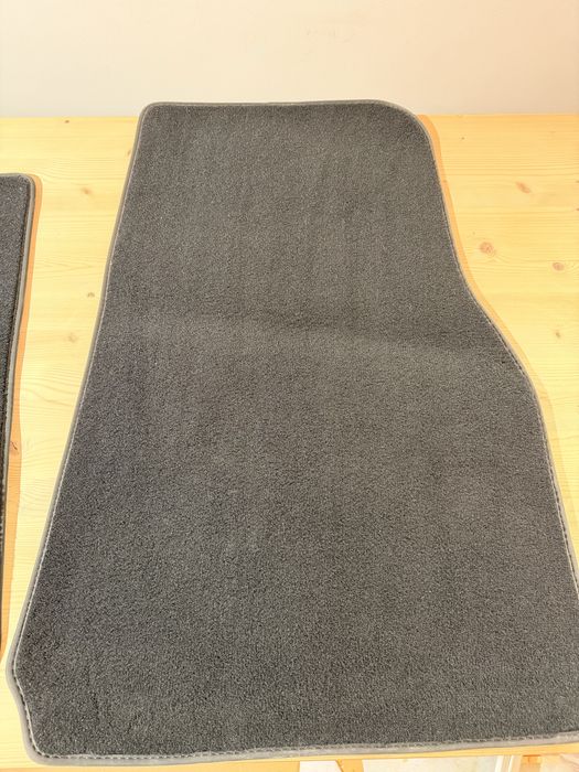 Presuri Tesla model y