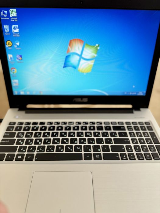 Ноутбук ASUS