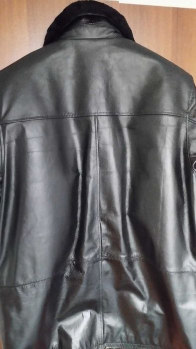 Чисто нови шуби от естествена кожа