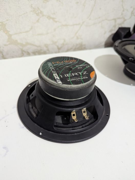 Колонки в рабочем состоянии