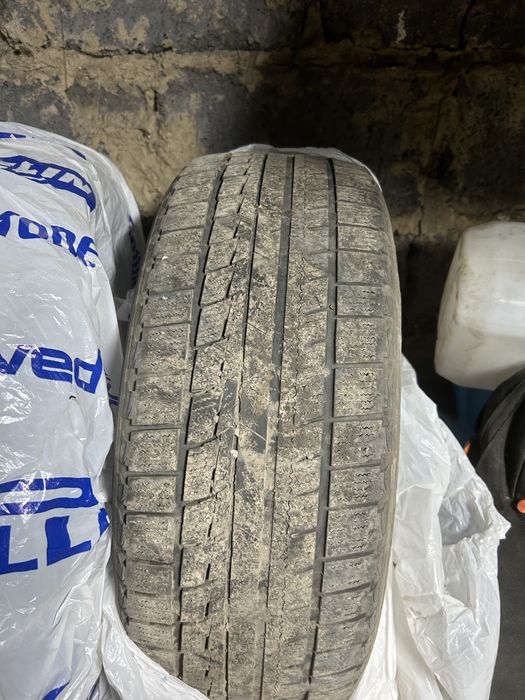 Продам резину 3шт