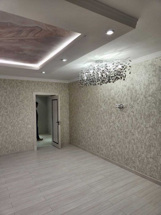 Срочна продаётся дом 6 комнатная евро ремонт на дизайн без слов