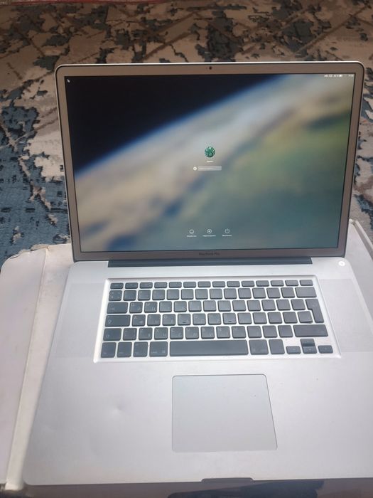 MACBOOK PRO notebook