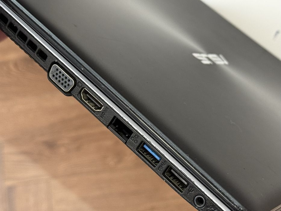 Ноутбук ASUS X550CA