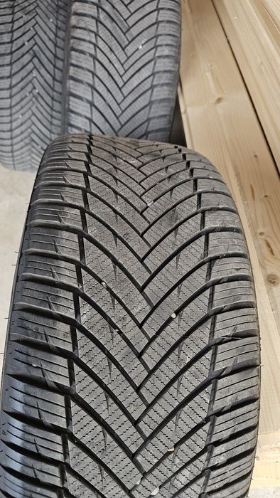 Jante Audi A4 A5 A6 A7 A8  255/35/20 All-seasone Dot 2025