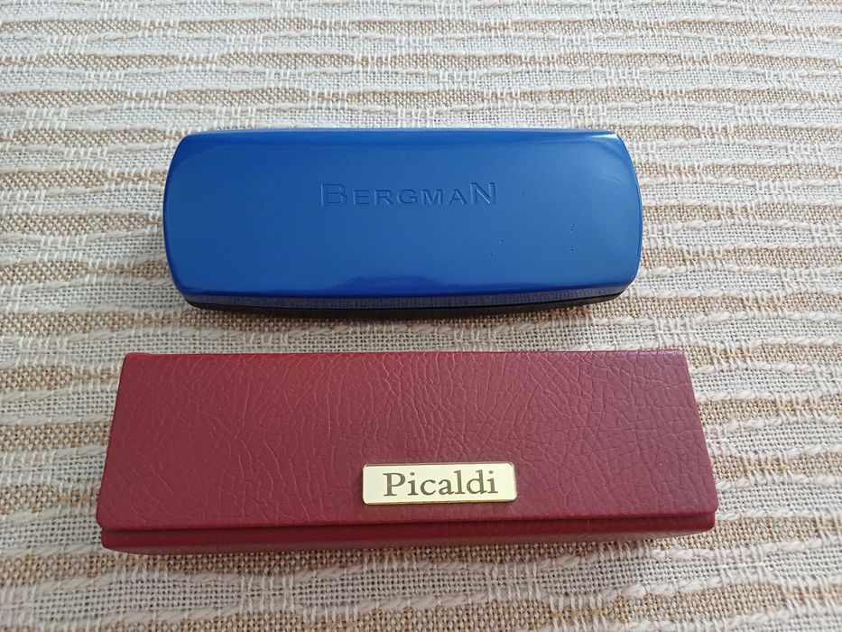 Set 2 cutii + 2 rame ochelari firma + bonus