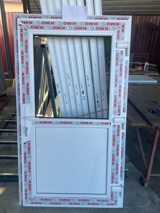 Geamuri noi KMG 4 camere albe