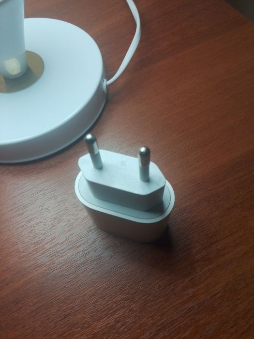 Адаптер питания Apple