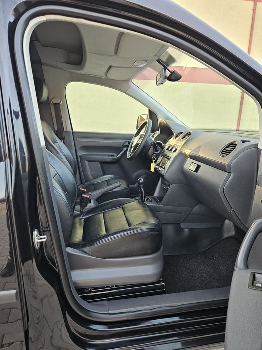 Volkswagen caddy 1.6 2012 full