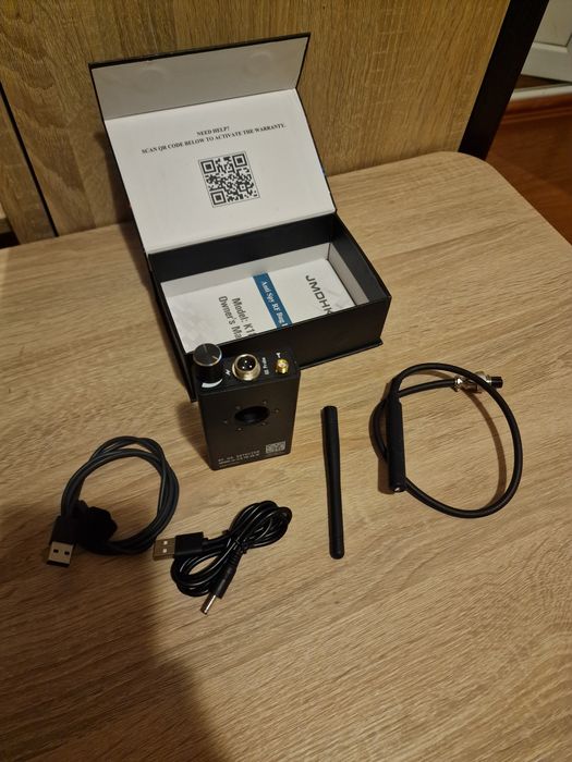 Aparat spionaj , detectat camere