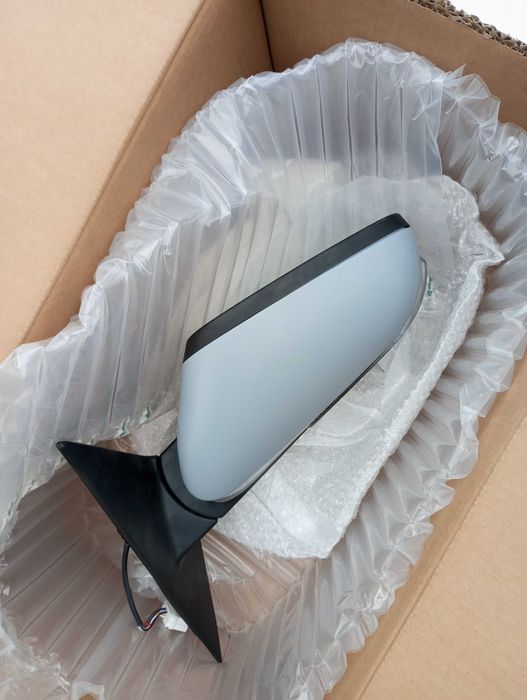 Продам левое зеркало