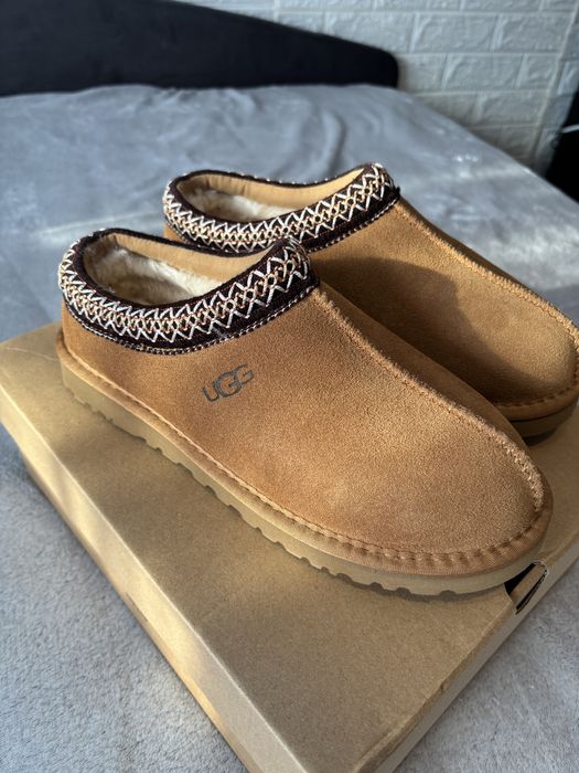 UGG tazz slippers