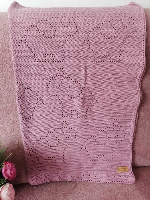 Ръчно изработени бебешки комплекти на една кука