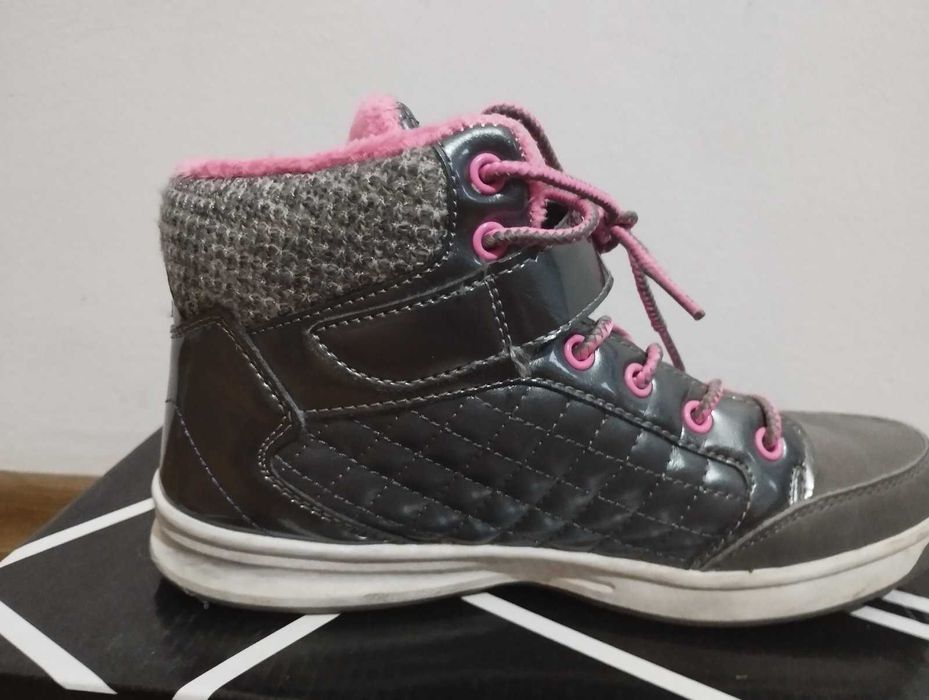 Зимни боти за момиче