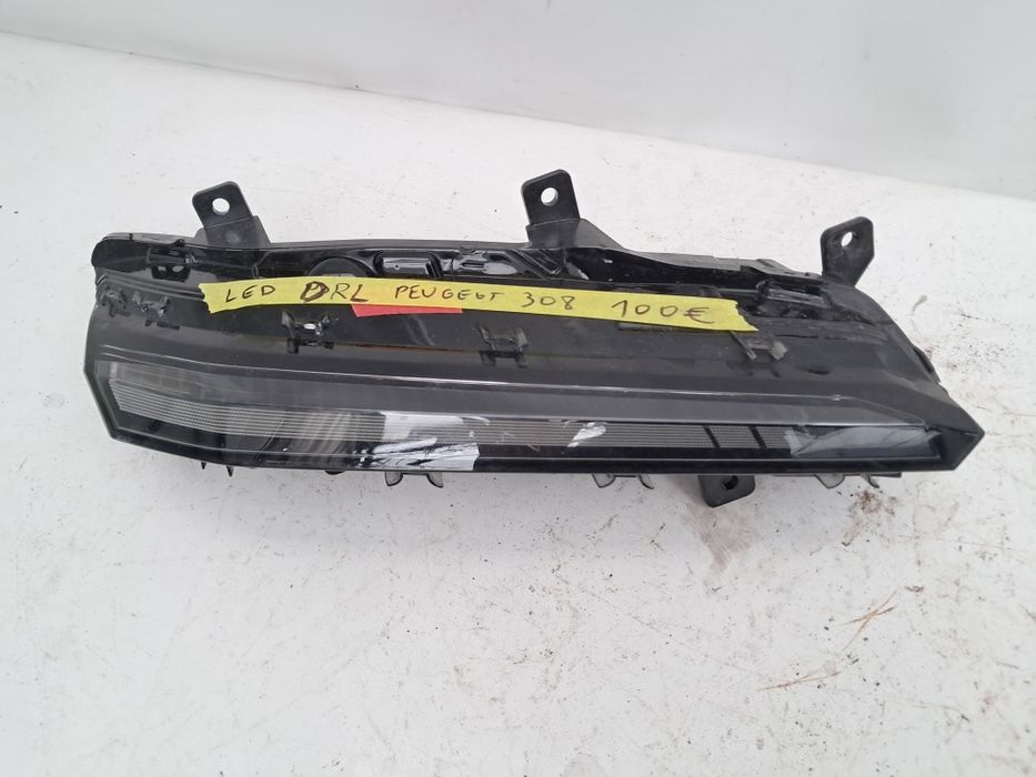 Дневна светлина DRL Peugeot 308