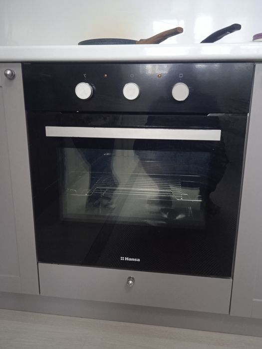 Духовка Hansa ...