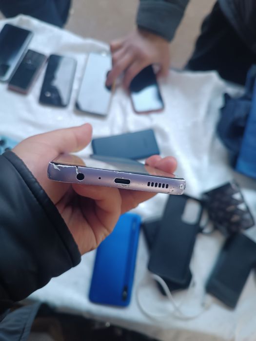 Самсунг а05с 64гб