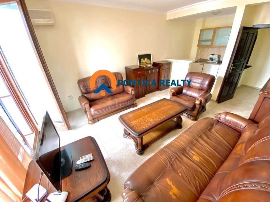 Двустаен на първа линия с гледка море в Свети Влас