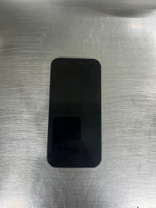 Продам айфон 15 про 256гб