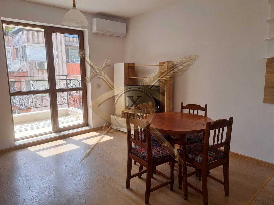 Дава се под наем Двустаен апартамент в Варна, Погреби - 54 кв.м за 450 € - Снимка #1