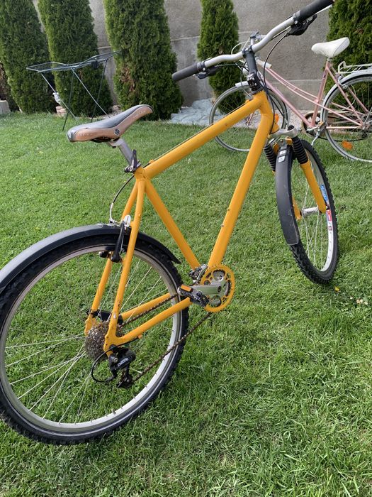 Vand bicicleta cu cauciuri noi perfect functionala