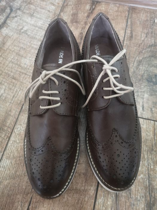 Нови обувки естествена кожа, номер 38. 5