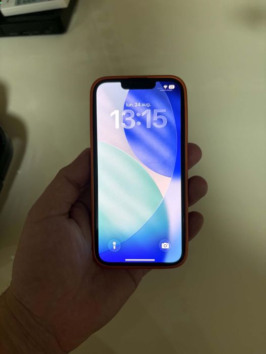 Iphone 13 + carcase-folii la el
