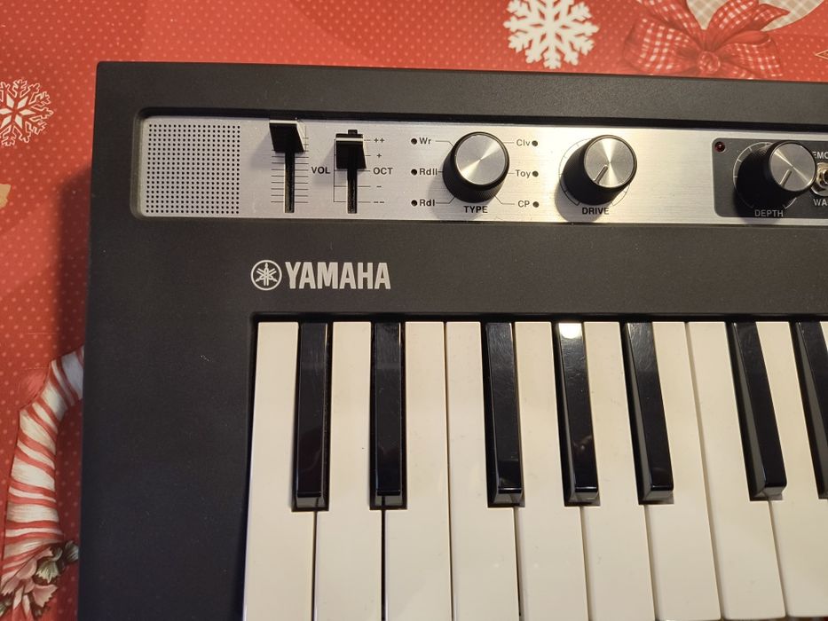 Orga pian pianina Yamaha Reface CP