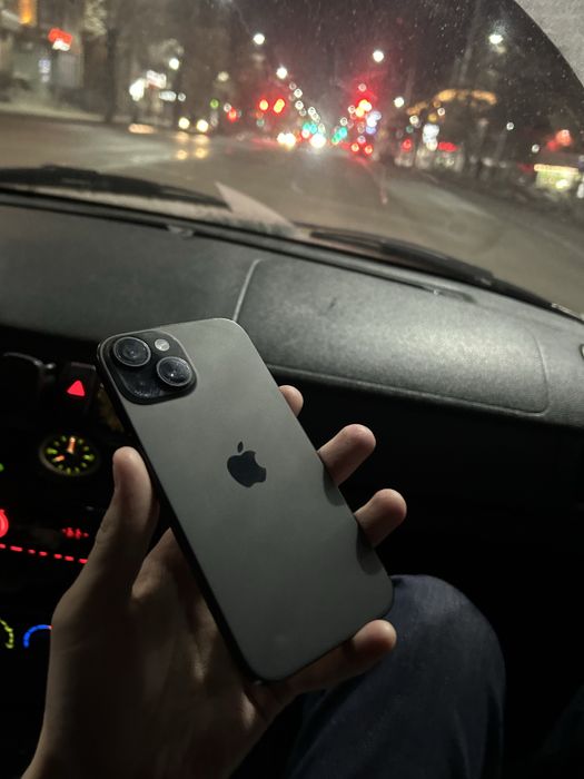 Iphone 15   128g