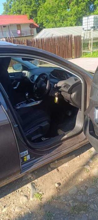 Dezmembrez Peugeot 308sw 2.0 hdi 2015