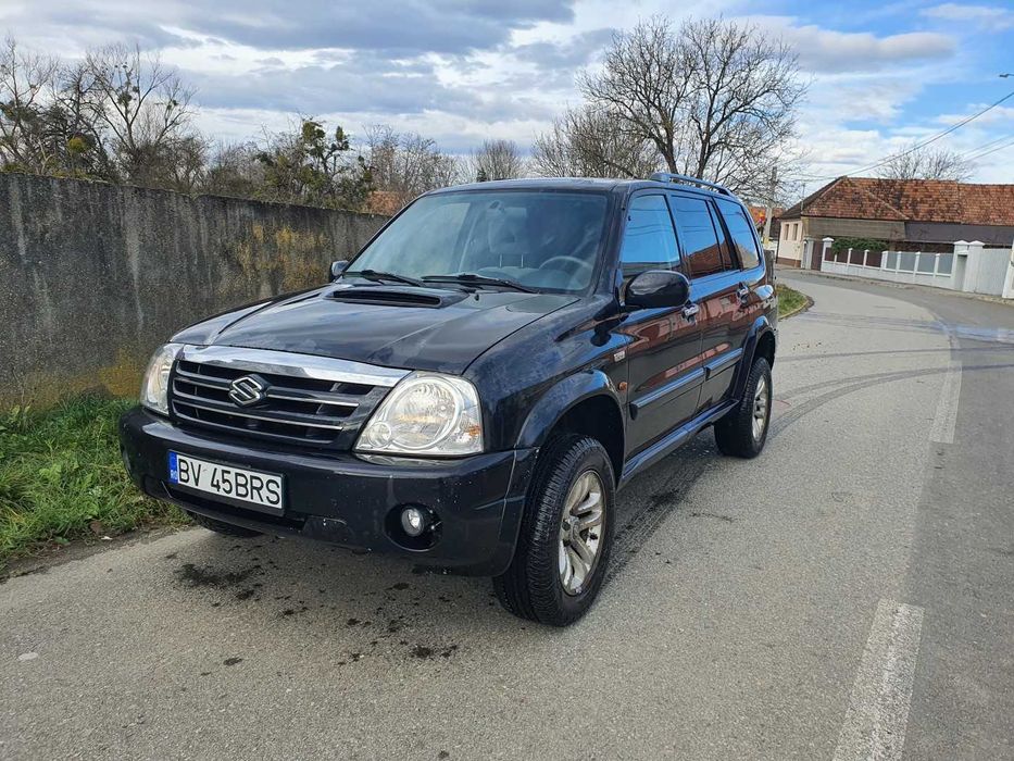 Suzuki Grand Vitara XL7, motor diesel 2.0HDI, 4x4 cu reductor, 2007