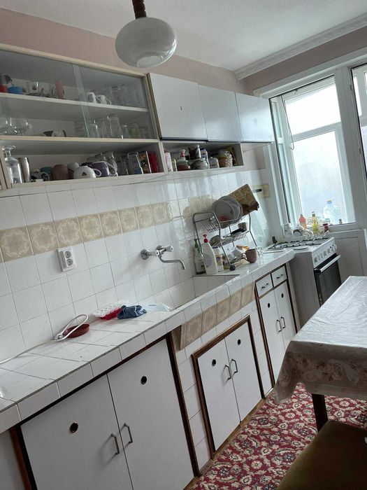 Дава се под наем Тристаен апартамент в Айтос - 70 кв.м за 255 € - Снимка #2