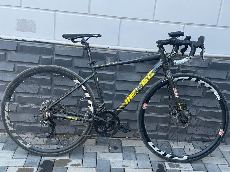 Шоссейник erec xm 300 в отличном состоянии, есть торг!!! Срочная прода