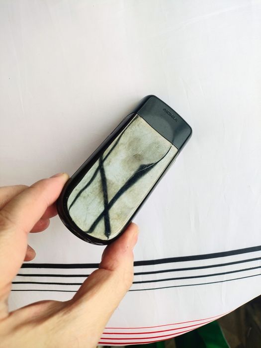 Nokia 8800d Sirocco ( decodat, baterie Nou nouță!)