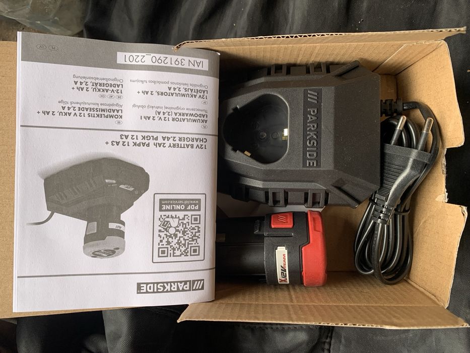 Incarcator si acumulator Li ion, noi