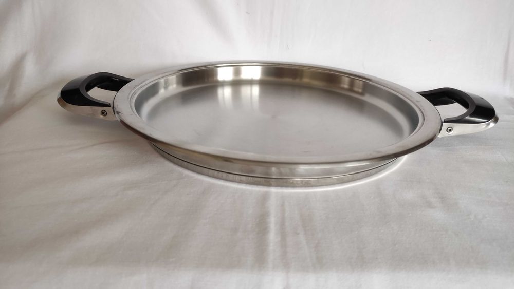 АМС масивен голям плитък тиган топ състояние+подарък капак