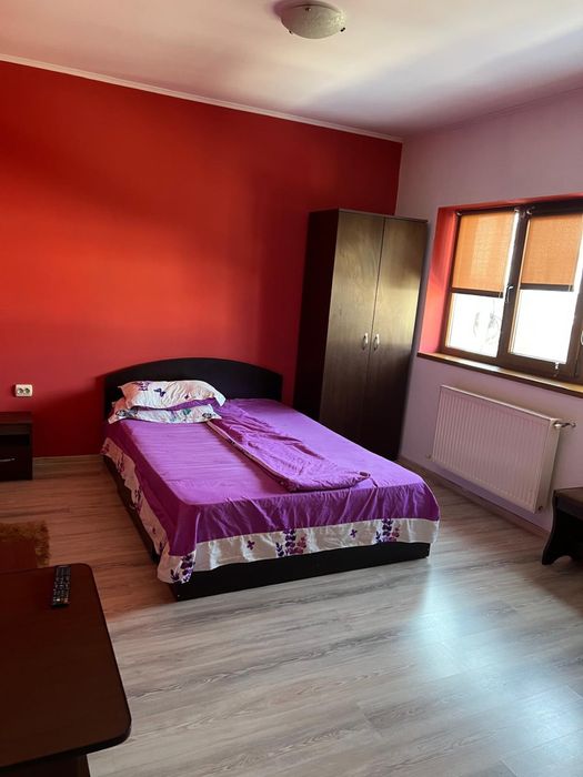 Inchiriez garsonieră in vila organizata precum o pensiune !