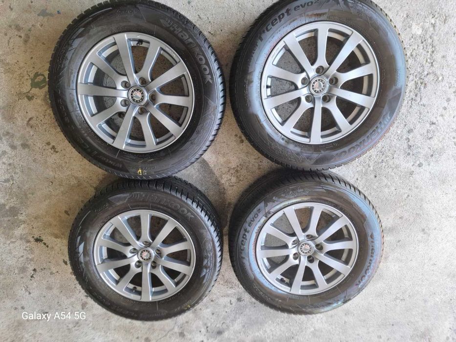 Set 4 jante aliaj si anvelope  Hankook 235/60 R16 – Hyundai Tucson