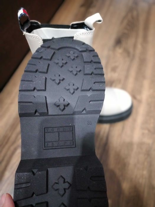 Ghete dama Tomy Hilfiger,piele naturala