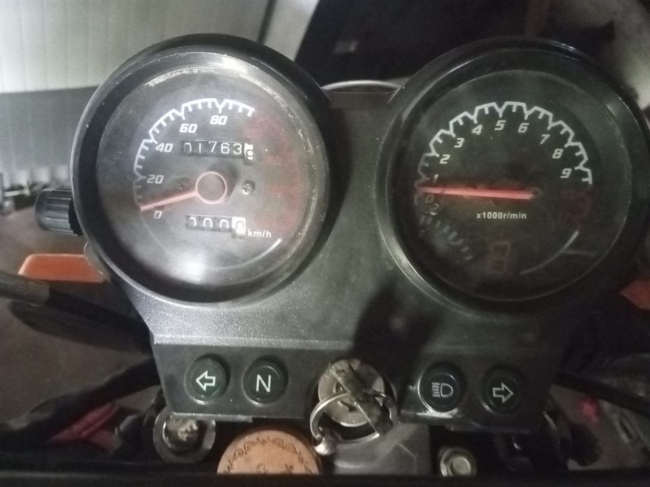 Продам мотоцикл 200