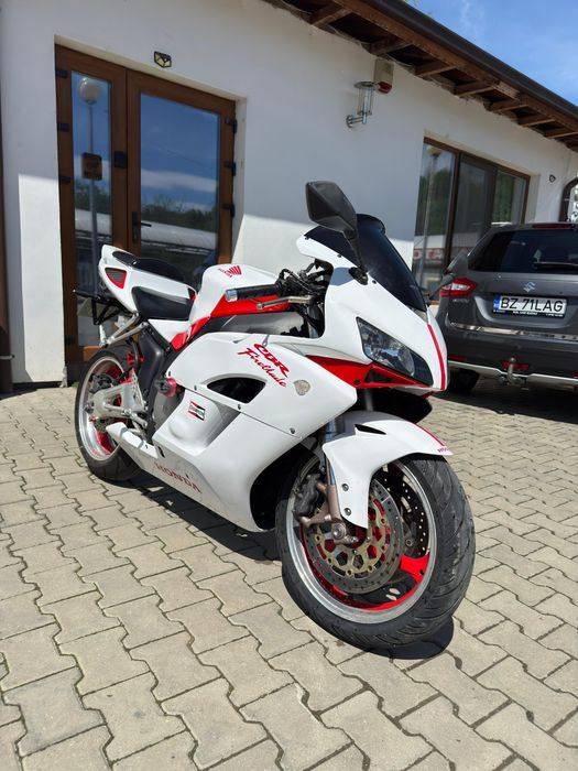 Honda cbr 1000 rr