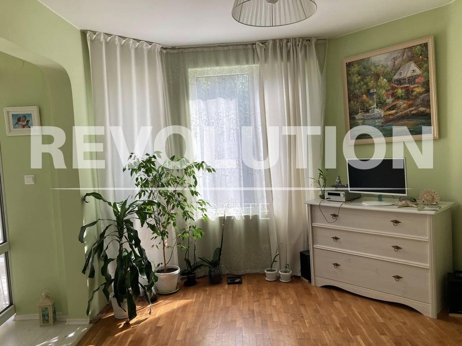 Дава се под наем Двустаен апартамент в Варна, Зимно кино Тракия - 60 кв.м за 375 € - Снимка #3