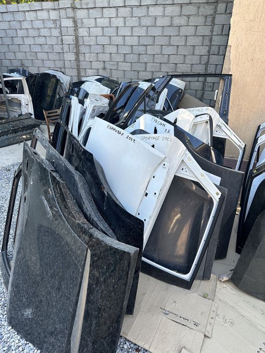 Двери Hyundai Kia Genesis