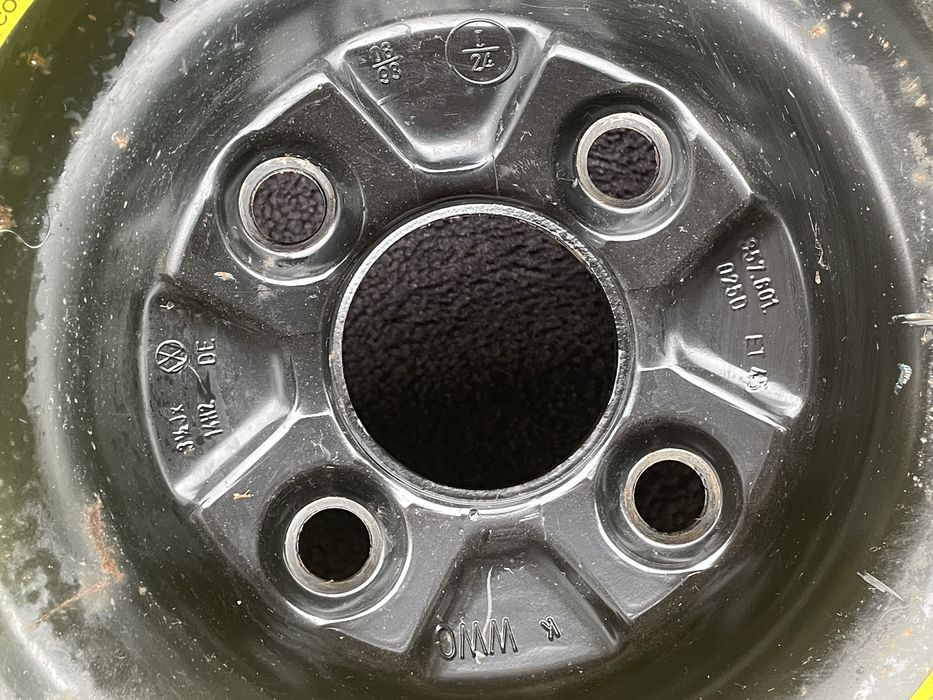 Vând roată slim Continental