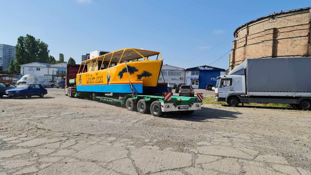 Vând vaporaș agrement